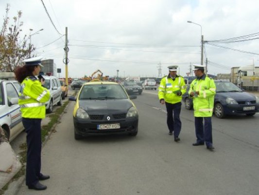 Taximetriştii constănţeni, prinşi pe picior greşit de poliţişti: au curs sancţiunile!